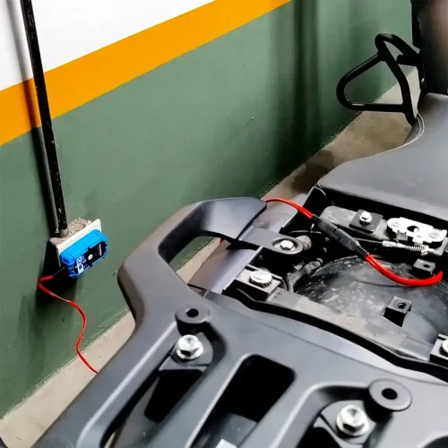 CARGADOR DE BATERIAS INTELIGENTE Y PERMANENTE - Imagen 2